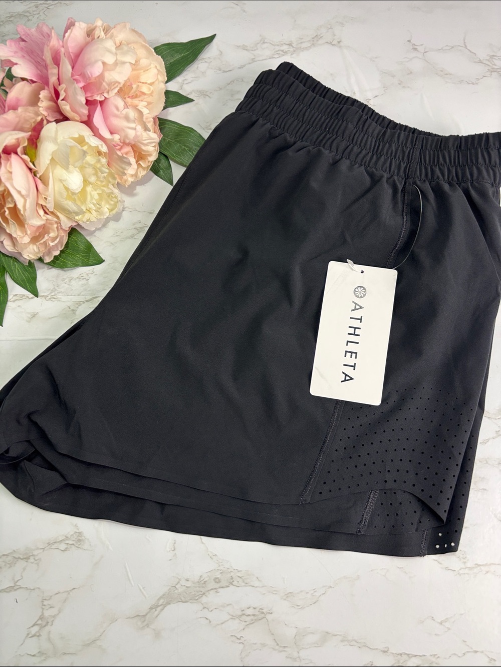 Athleta Womens Hustle 3" Shorts in Black Size 1X NWT